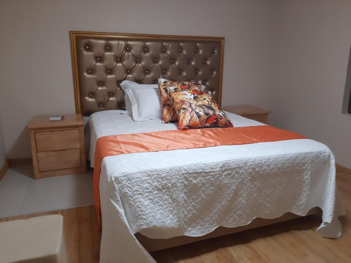 רסטנבורג Lilypark Lodge מראה חיצוני תמונה