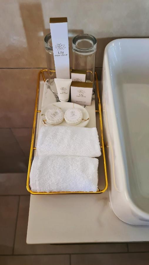 רסטנבורג Lilypark Lodge מראה חיצוני תמונה