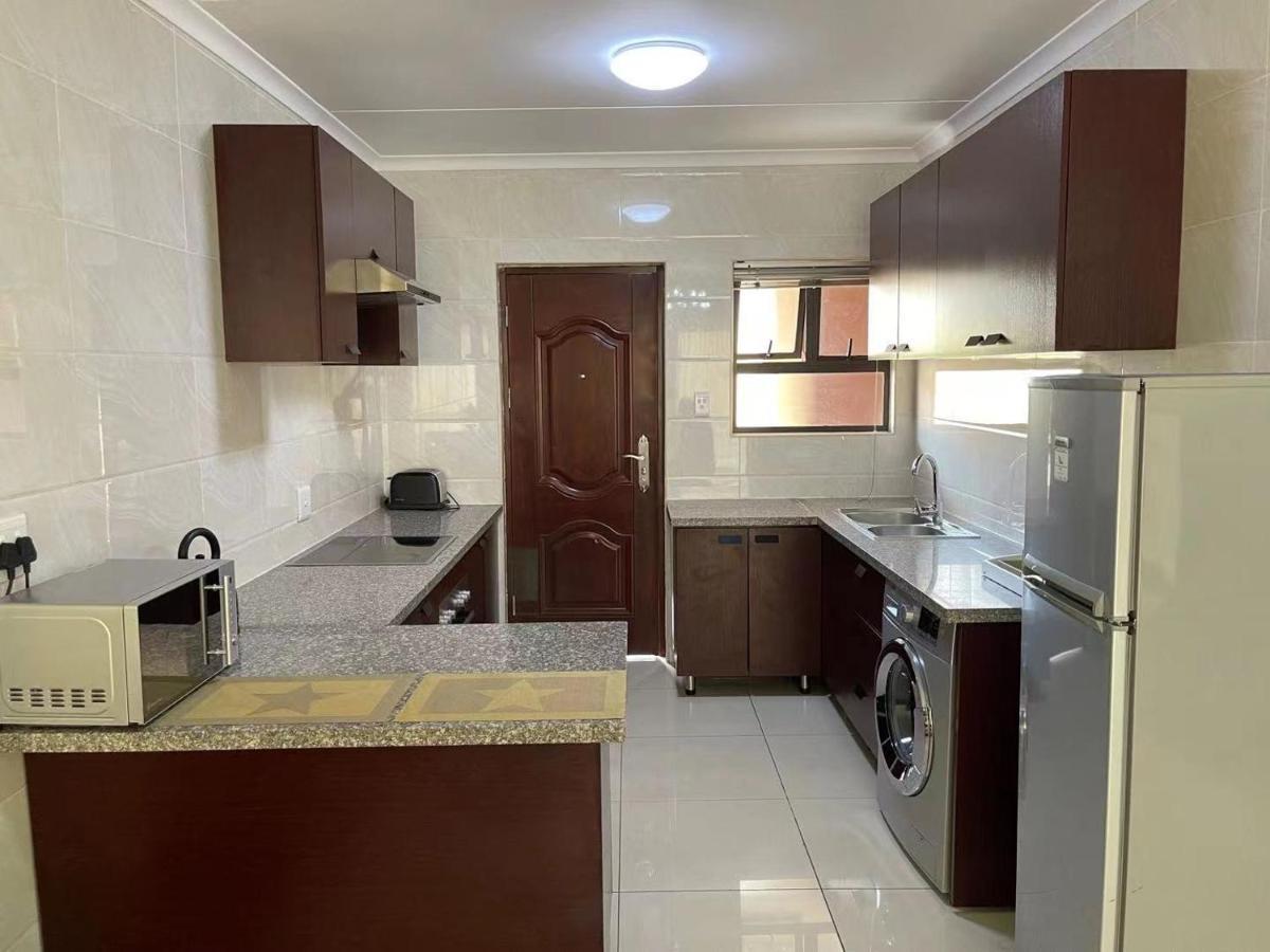 רסטנבורג Lilypark Lodge מראה חיצוני תמונה