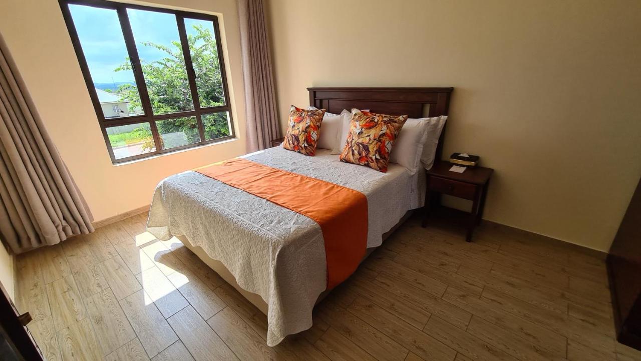 רסטנבורג Lilypark Lodge מראה חיצוני תמונה