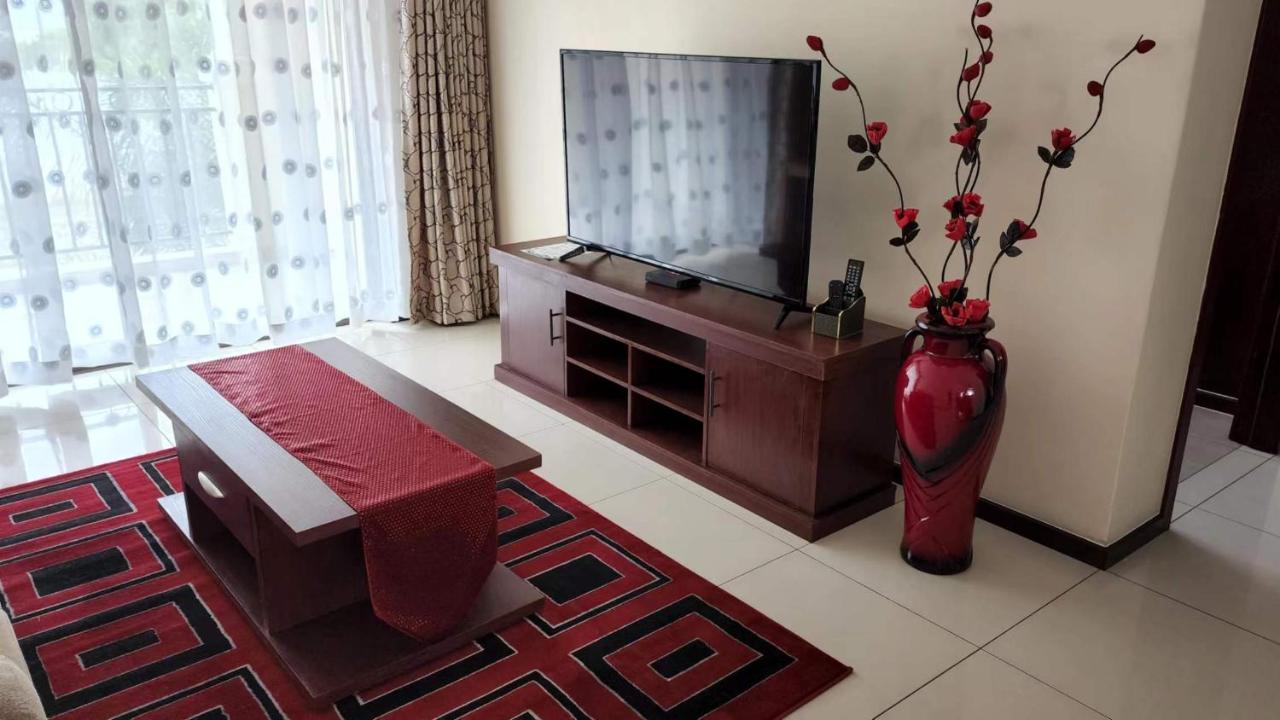 רסטנבורג Lilypark Lodge מראה חיצוני תמונה