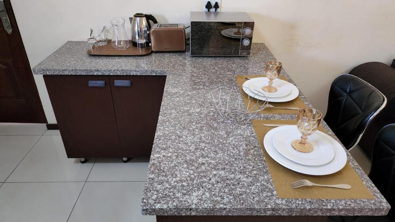רסטנבורג Lilypark Lodge מראה חיצוני תמונה